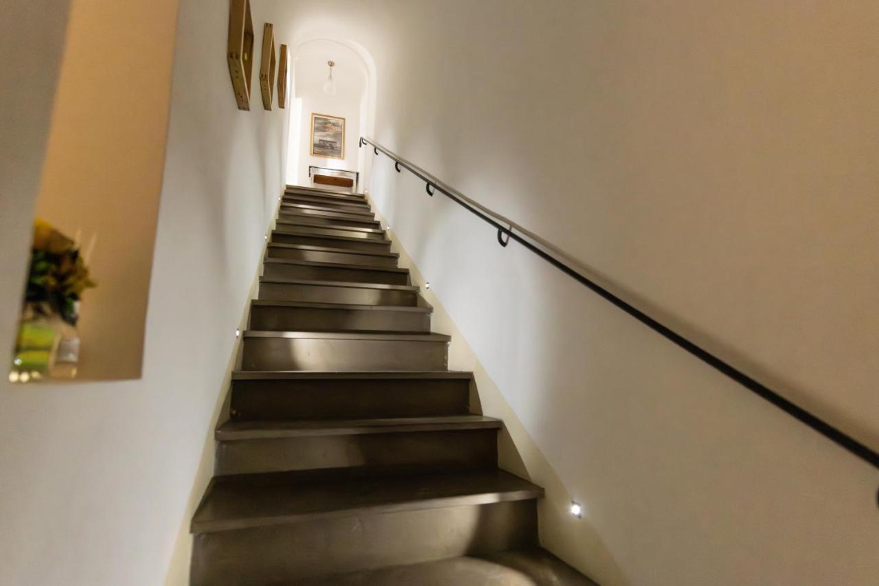 Appartamento Terrazza Dei Sarti Central Volterra Penthouse 6 Beds & More Esterno foto